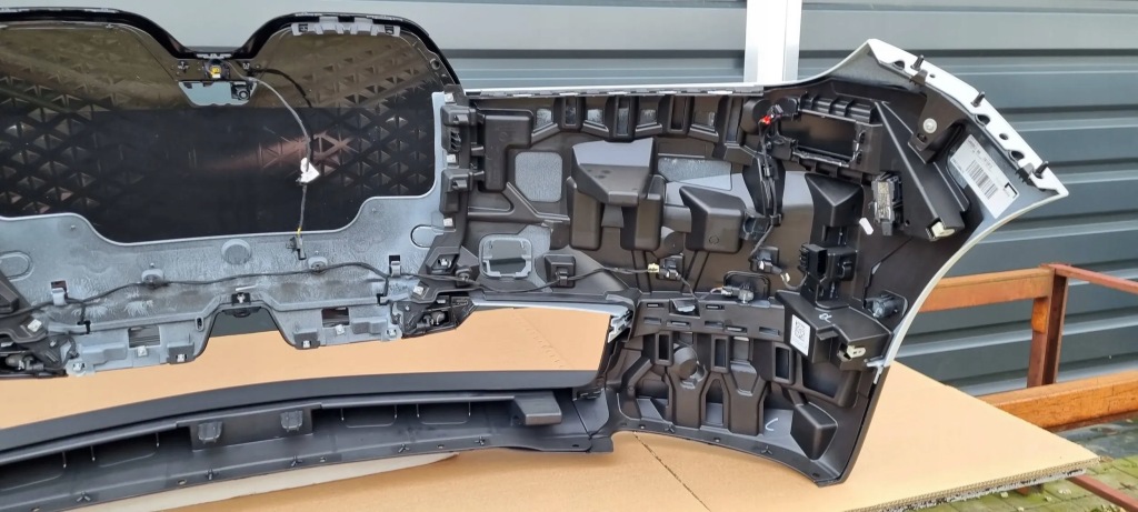 фото №11, Bmw ix i20 2021- бампер перед оригинал b201