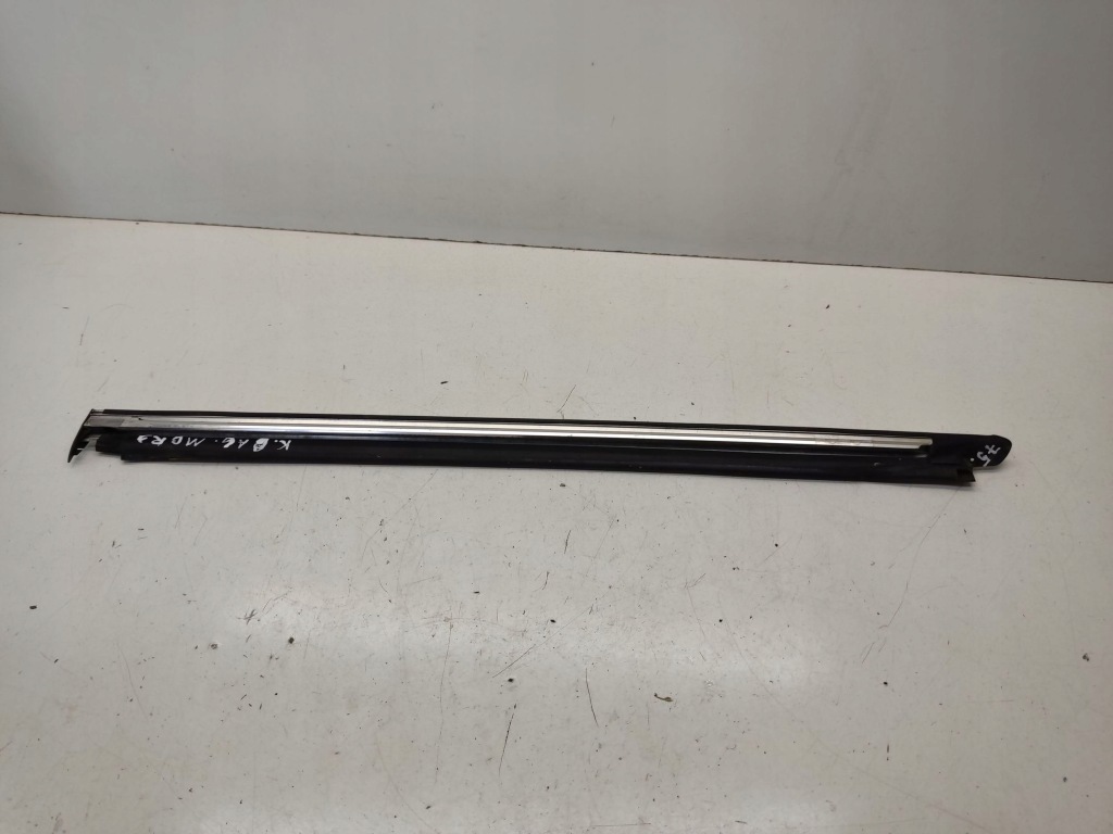 Mercedes-benz r w251 2007 молдинг стекло задний a2516905380 в Украине