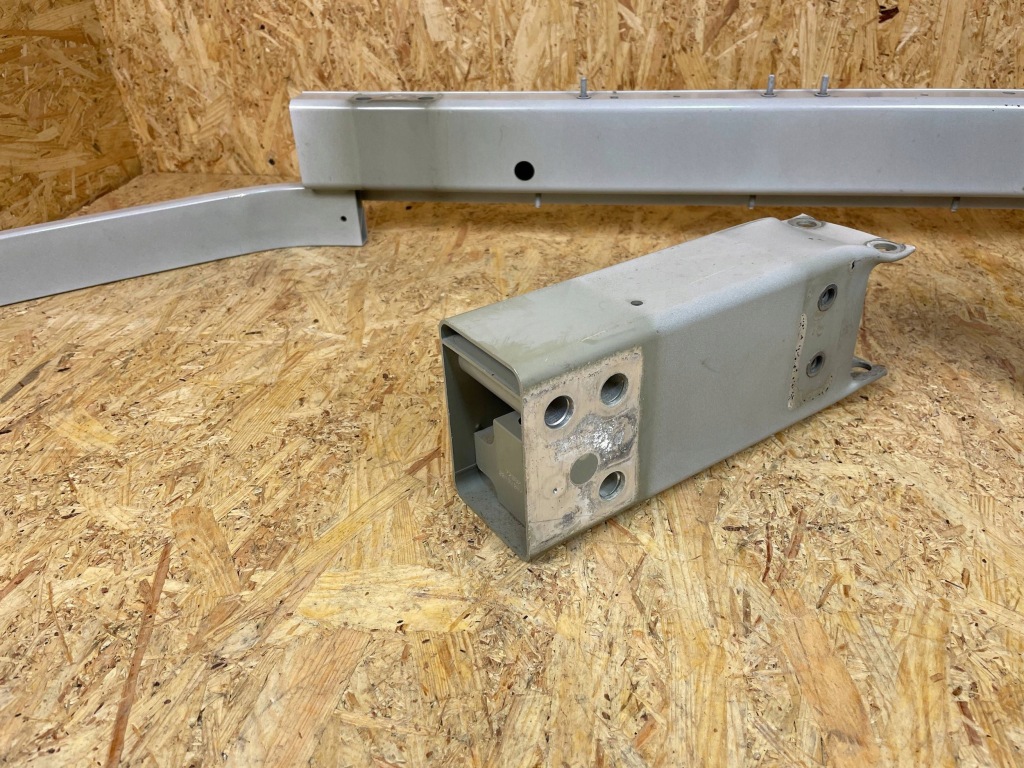 фото №9, Балка бампера перед передняя jaguar i-pace x590 j9d3-10005-ae