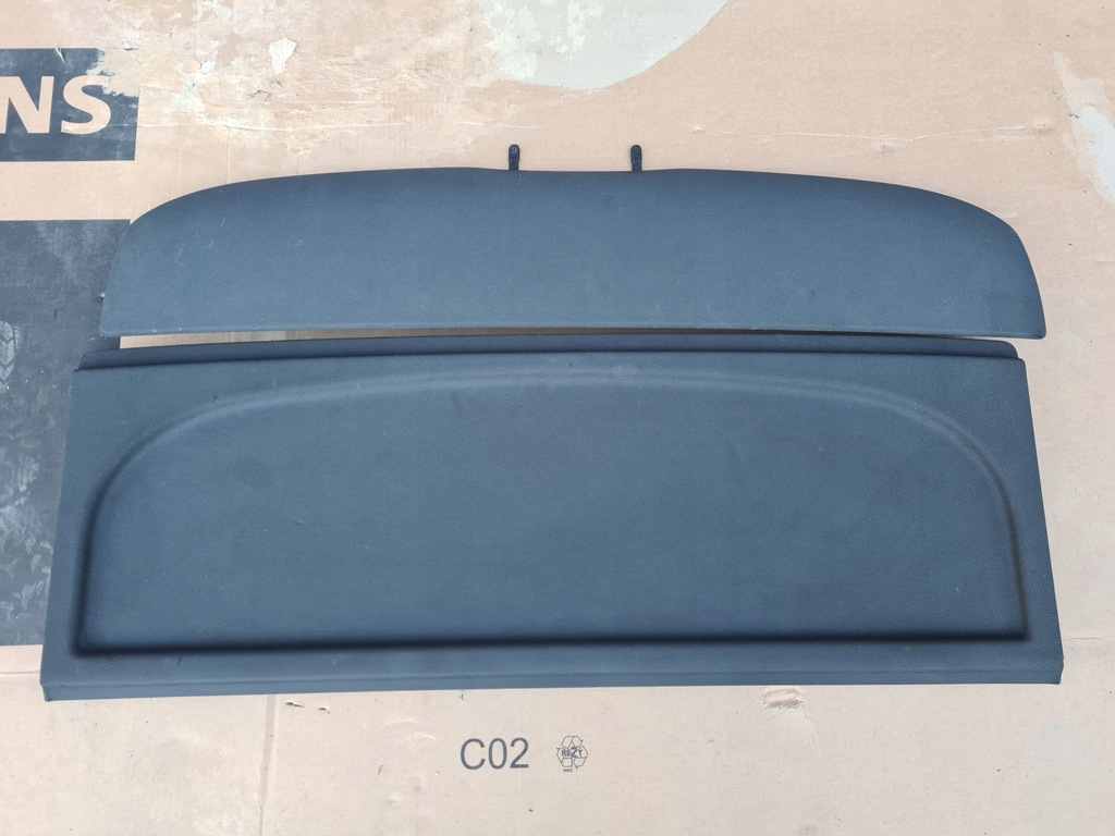 фото №1, Audi q3 8u 11-14 полиця багажника задня задня комплектна 2 частини