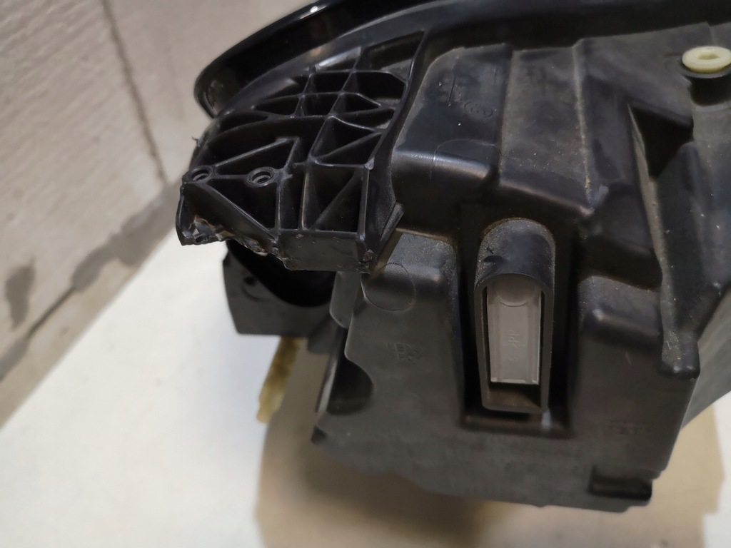 фото №9, Лампа лівий перед ford puma mk2 led