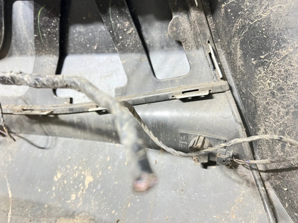 фото №8, Bmw i3 l01 бампер задняя задний kompletny pdc b72