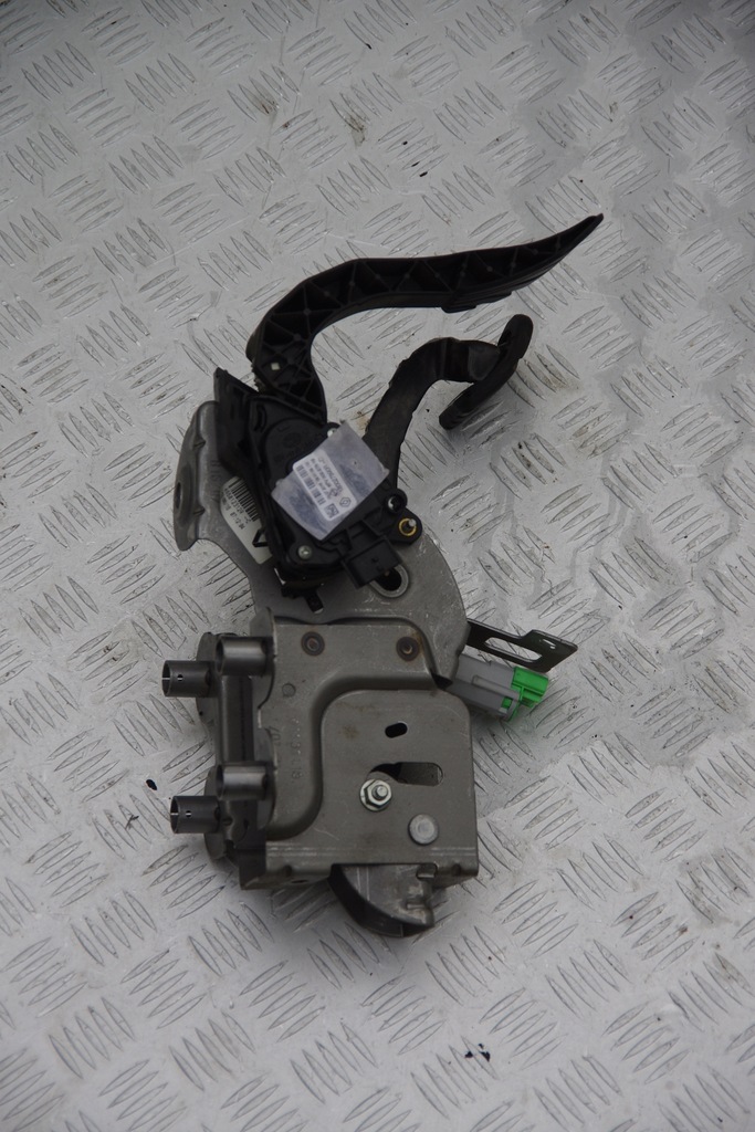 фото №10, Педалі педаль газу гальма зчеплення espace v