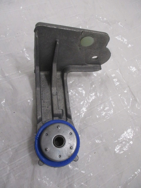 фото №11, Toyota proace life кронштейн кронштейн интеркулер комплект