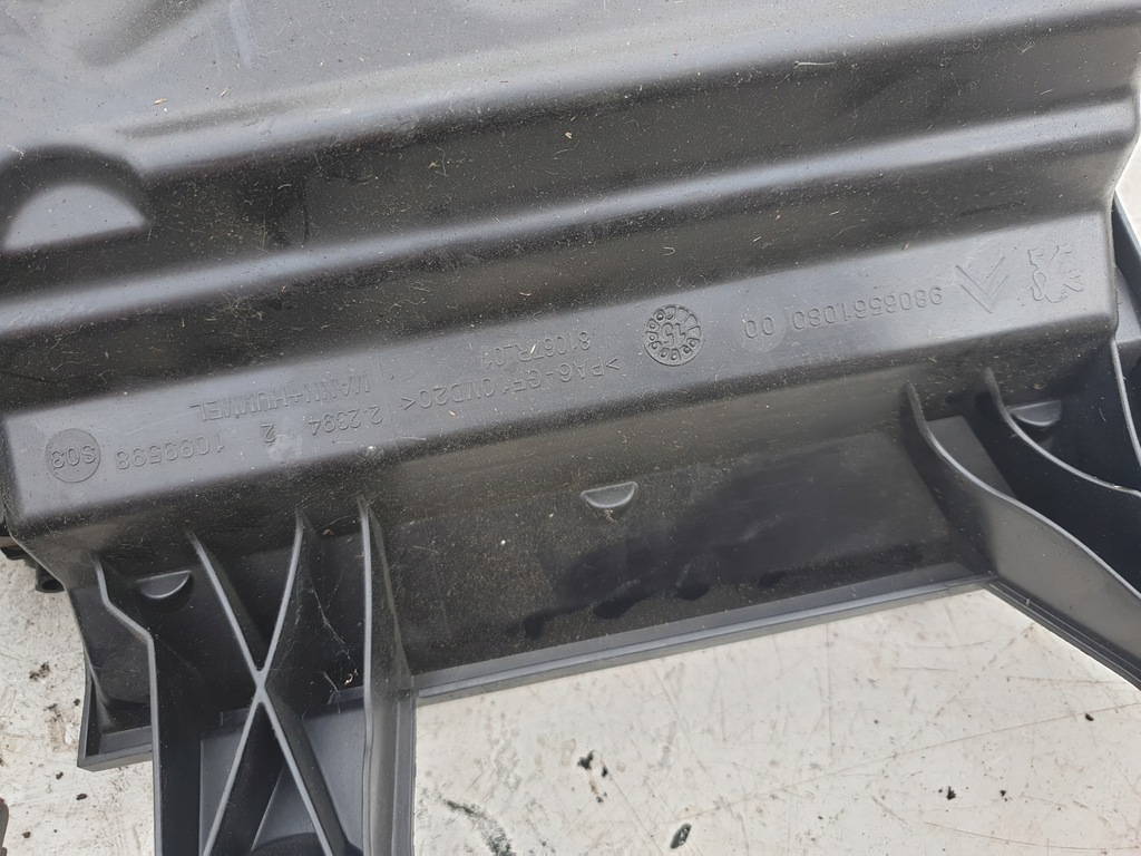 фото №9, Корпус фильтра воздуха peugeot 2008 1.6 bhdi