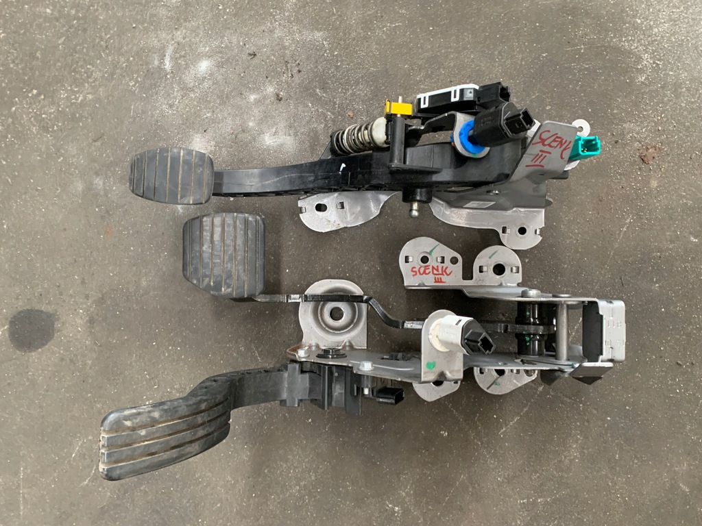 фото №1, Renault scenic iii педалі механічна коробка передач комплект europa