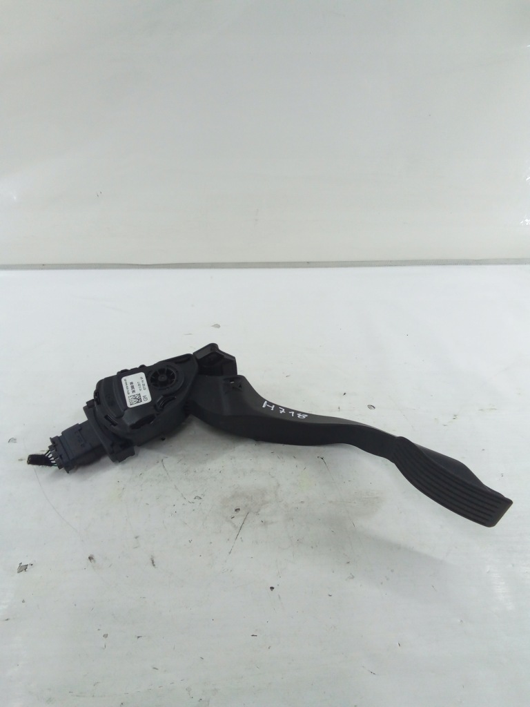 Купити H718 педаль газу crossland 3638808