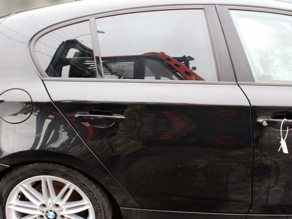 Купить Дверь правый  задняя bmw 1 e87 черный sapphire 475