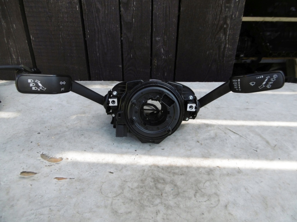 фото №1, Перемикач комбінований 2q0953502 vw polo 2g vi