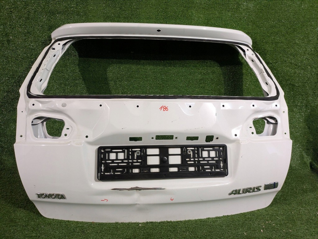 фото №1, Крышка багажника задняя задняя багажника toyota auris ii kombi nr.186