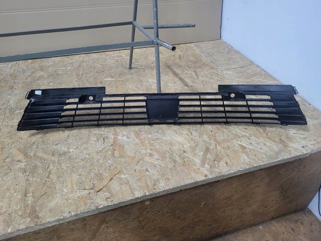 фото №11, Opel astra l 21r-- решётка бампера передний перед