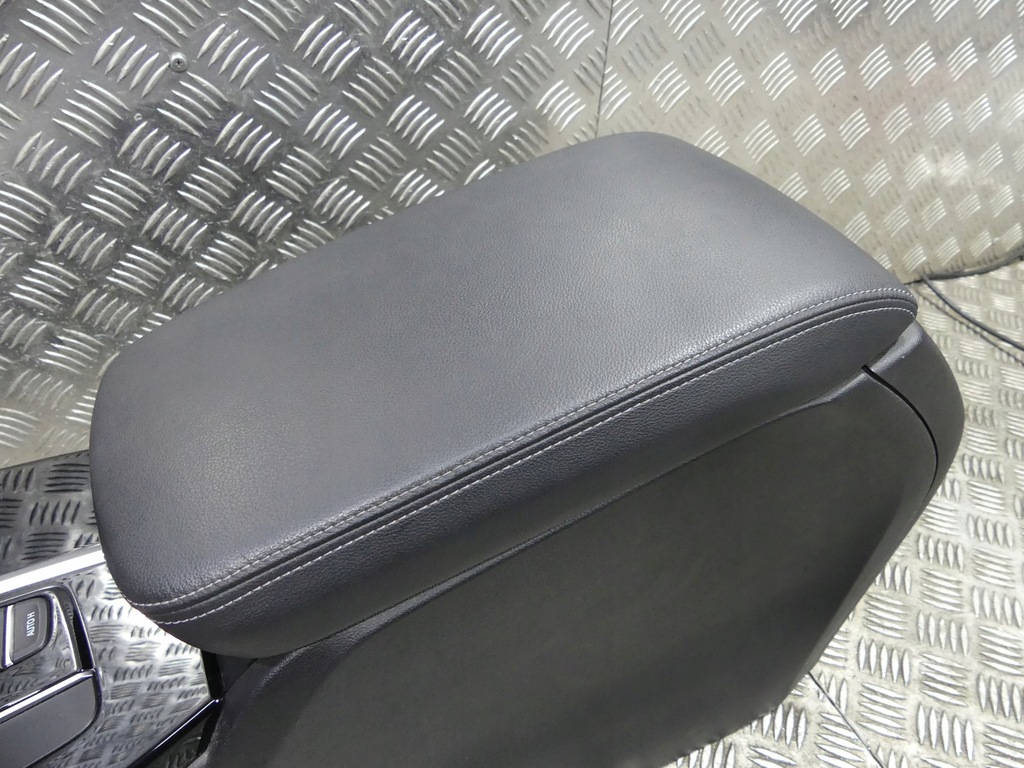 фото №12, Bmw x3 g01 ix3 g08 bev sport оббивка сидіння підігрів заднє сидіння тунель обшивки