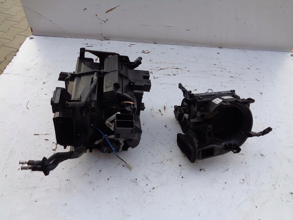 фото №1, Отопитель toyota avensis t25 1.8 vvt-i