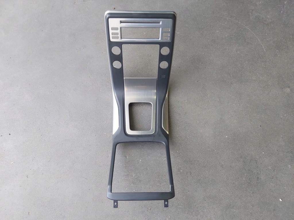 фото №1, Рамка домкрата радіо volvo xc70 ii v70 iii s80 lift