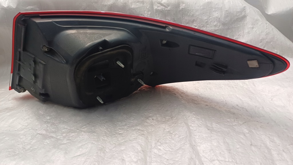 Lexus ls ls460 рестайлинг  2012-17 led фара задний  левая led оригинал в Украине