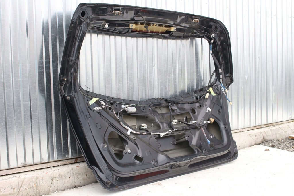 фото №6, Крышка багажника задняя задняя toyota corolla verso ii