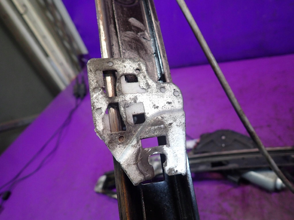 Купить Bmw e46 kombi 01-06 lift подъемник стекло перед левый 2 pin