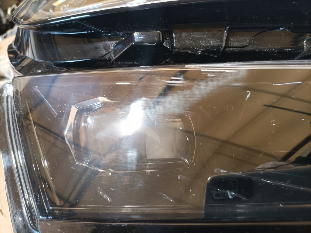 фото №13, Skoda kodiaq 566 лампа full led правая 566941018h