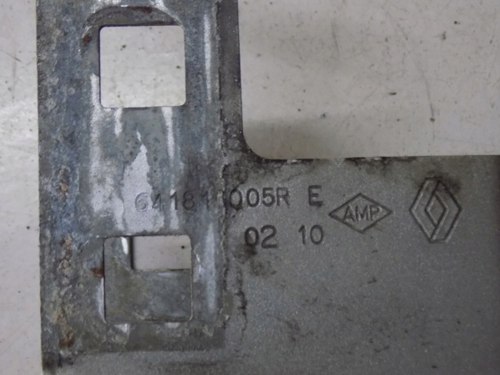 фото №10, Renault scenic iii кронштейн кронштейн левый перед