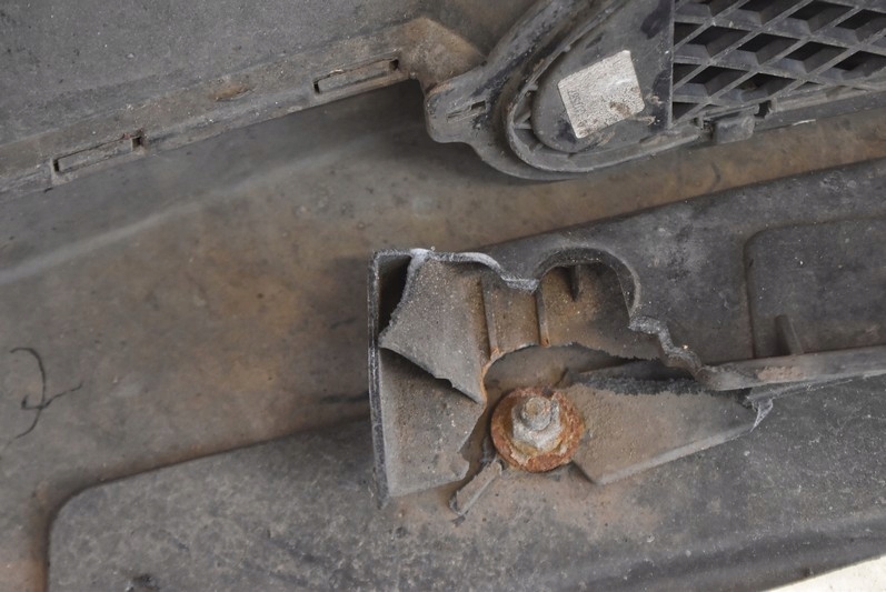 фото №14, Бампер перед передній червоний mini cooper one r50 2 ii 01-08