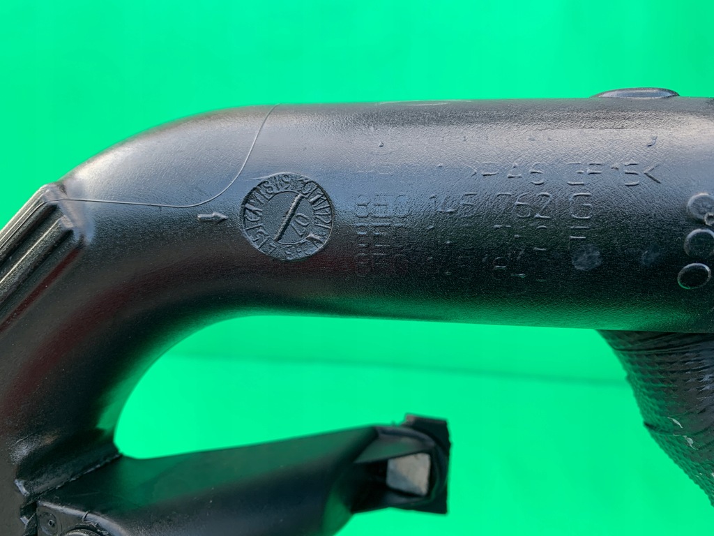 фото №12, Труба резиновый элемент воздухозаборник интеркулер skoda superb i 1 lift 1.9 tdi 01-08 8e0145762g