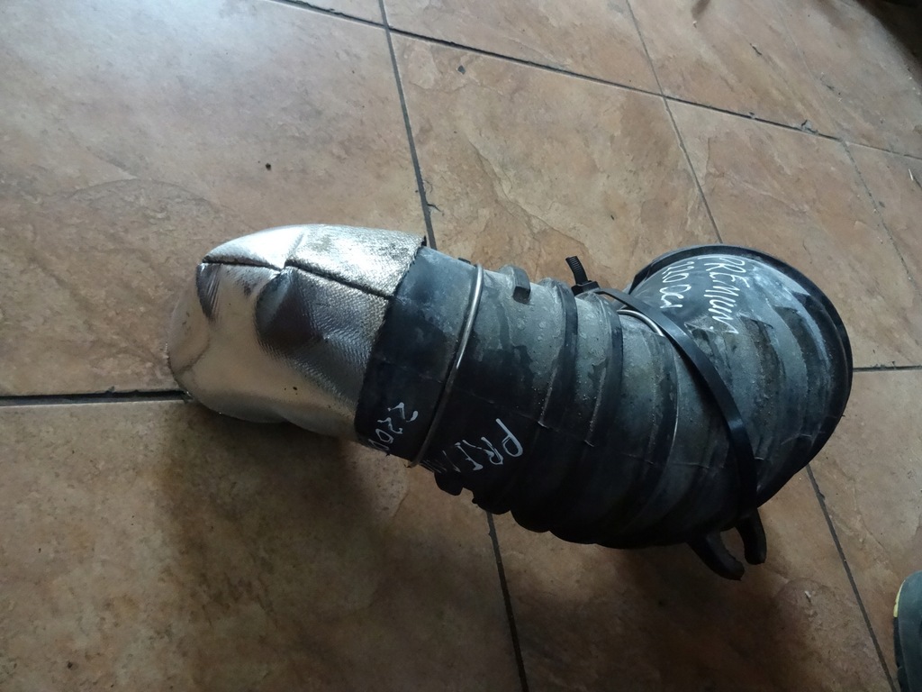 фото №3, Renault premium 220dci труба шланг воздуха