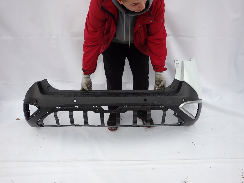 фото №1, Kia sportage 5 v 21- бампер задня задній pdc