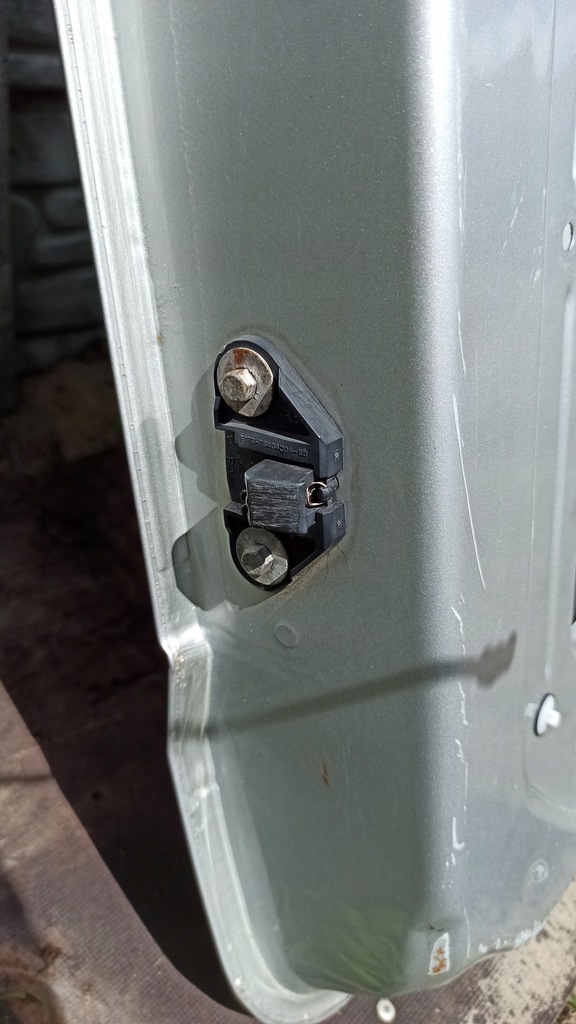 фото №4, Відбійник напрямна кришки багажника ford transit 06-14 mk7