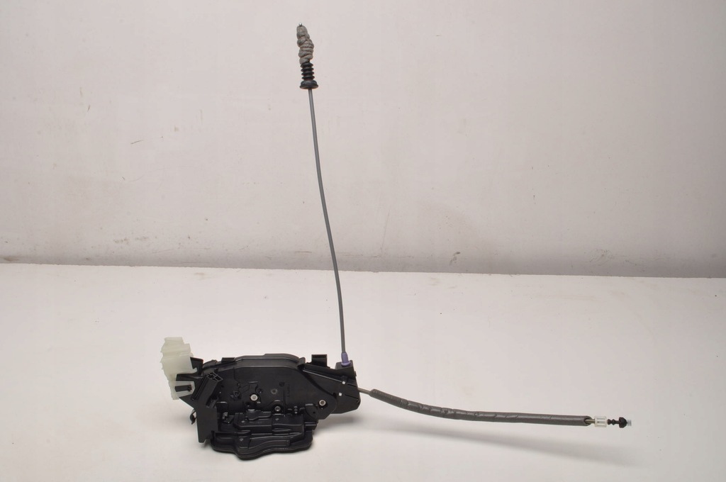 фото №1, Mercedes eqb x243 замок двері правий задня a0997303701