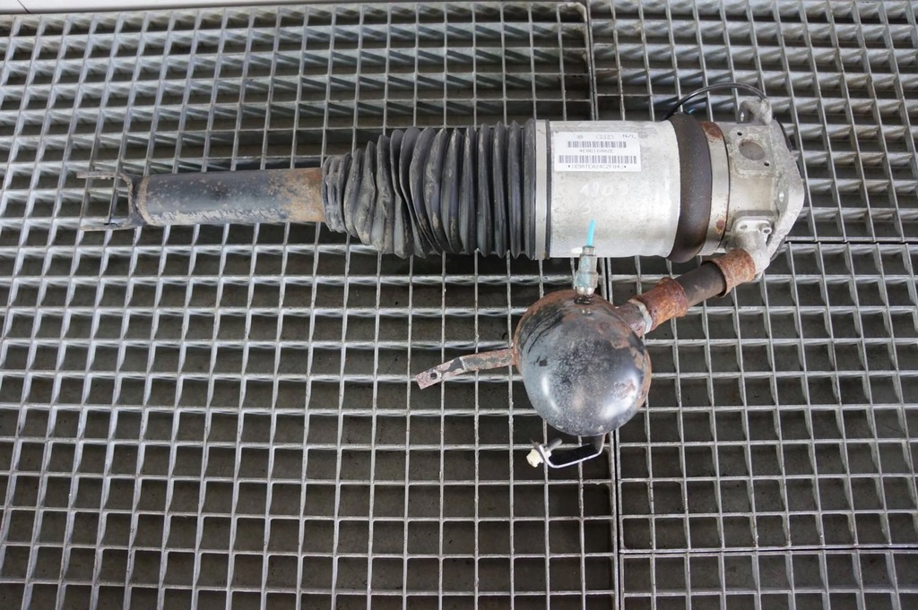 фото №7, Амортизатор пневмоподушка задня лівий audi a8 d3 4.2 tdi