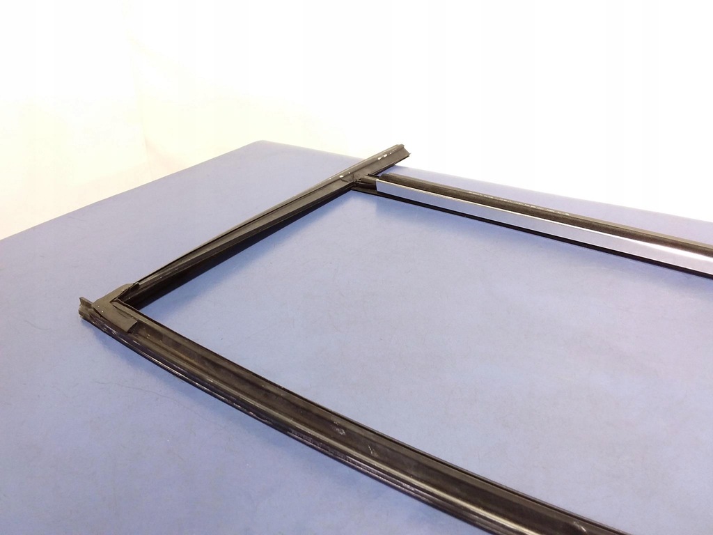 фото №5, Bmw 7 f02 молдинг прокладка стекло левая задняя 7206451