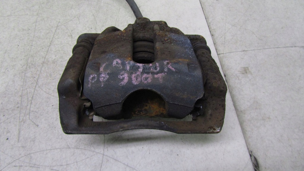 фото №1, Renault captur суппорт правый перед 13-17 234