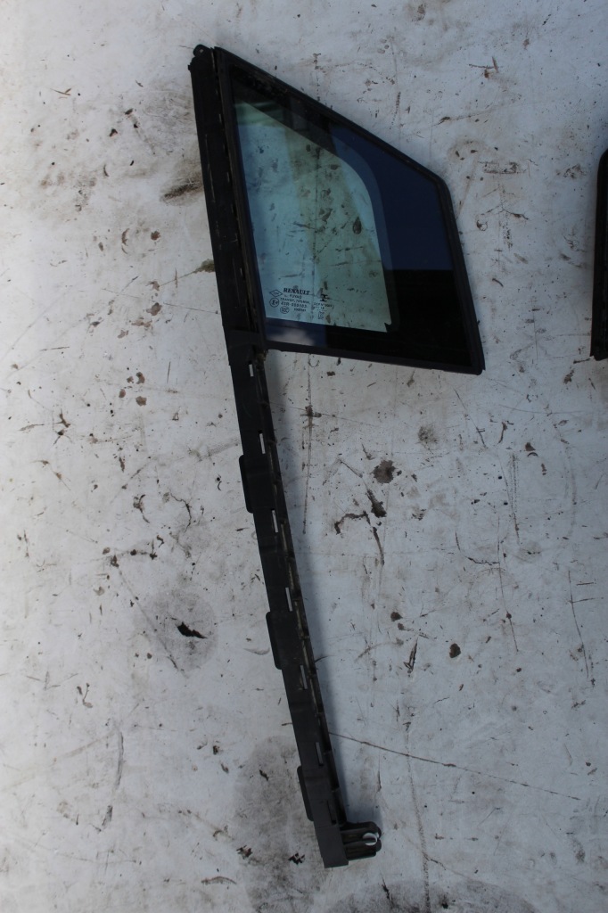 фото №1, Renault captur i 2017 стекло малый дверь правая перед треугольник