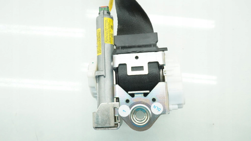 Alfa romeo giulietta ремень безопасности левое  перед передний 01560994940 в Украине