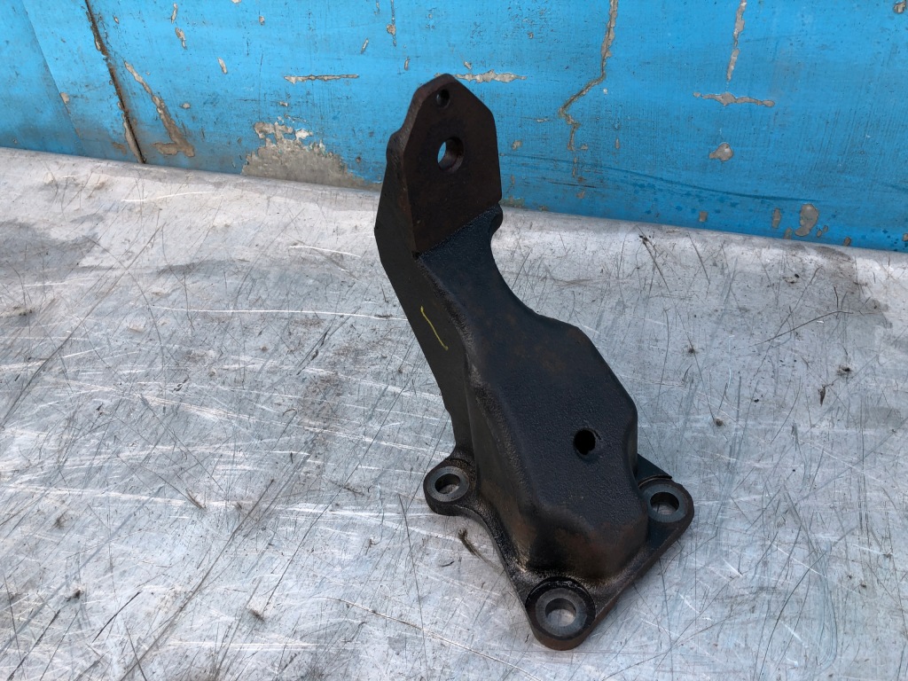 фото №1, Nissan navara pathfinder 2,5 dci d40 левая кронштейн двигателя 11233eb305