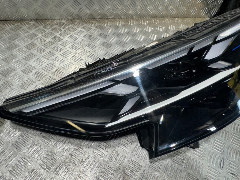 фото №8, Лампа правая передняя правый audi q8 sq8 4m8 fl lift full led laser 4m8941086