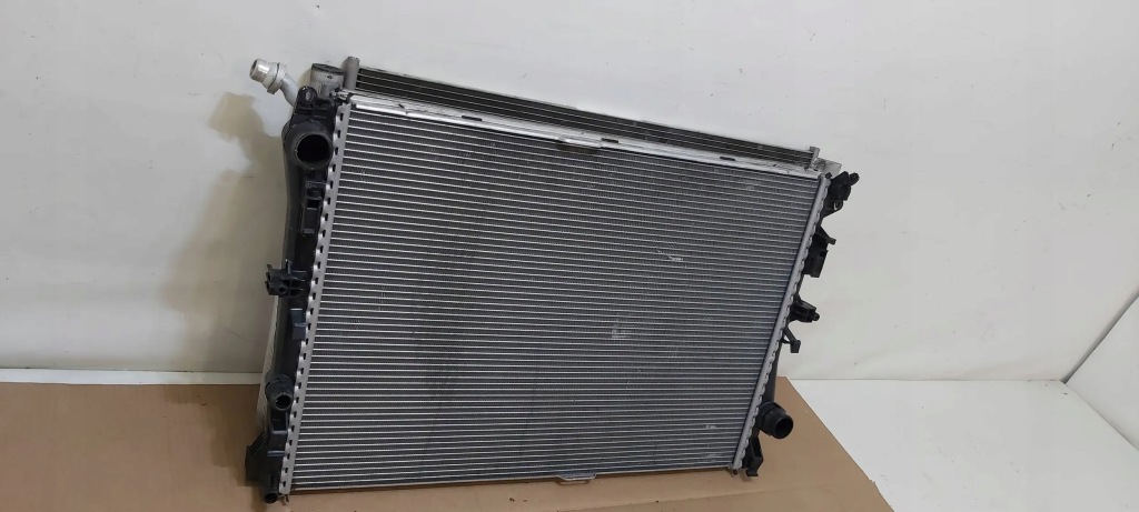 Радіатор води кондиціонера mercedes a0995002003 a0995007303 в Україні