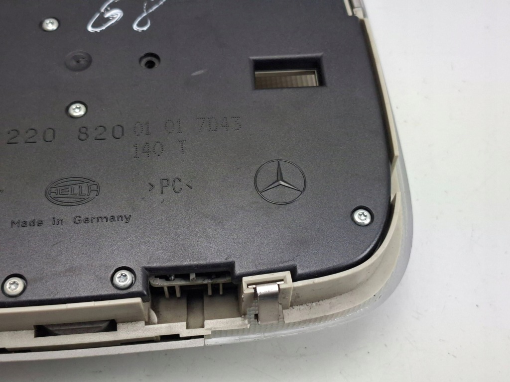 Купити Лампа стельова mercedes-benz s w220 a2208200101