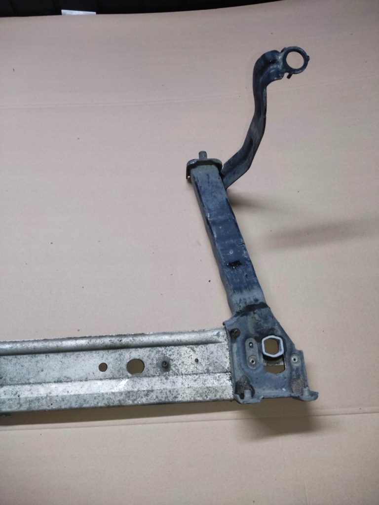 фото №3, Балка нижняя поперечина перед renault megane iii 3