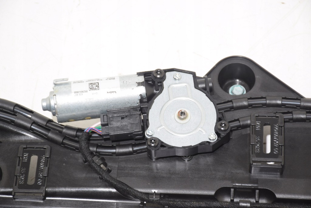 фото №12, Bmw x7 g07 шторка anthrazit люк молдинг защита задняя задний малый