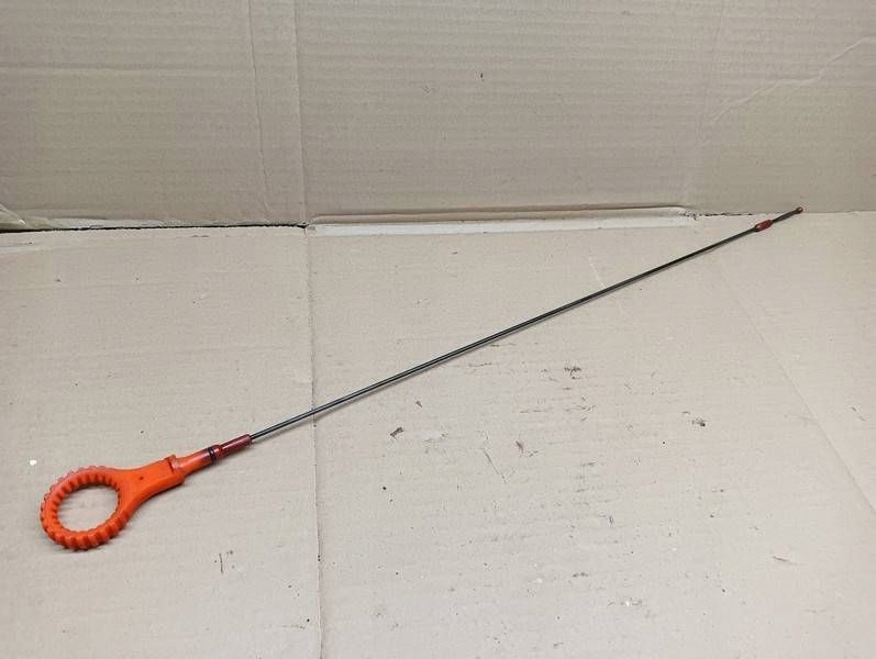 фото №1, Щуп щуп оливи a3 8p 1.4 tsi cax 03c115611ad