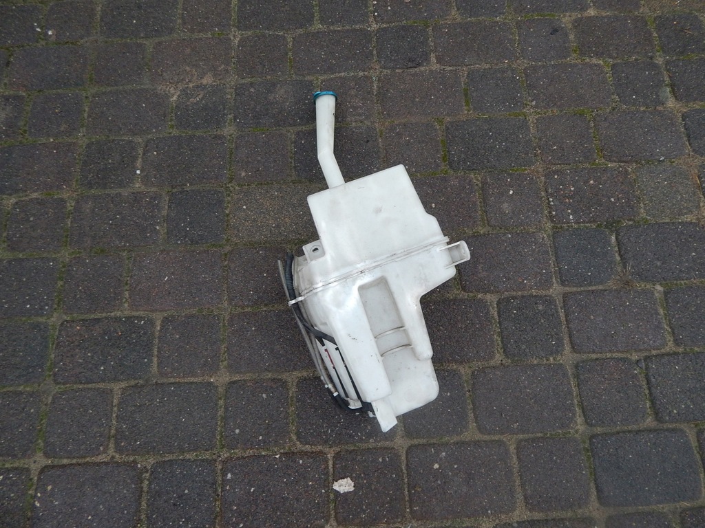 фото №1, Бачок toyota corolla verso