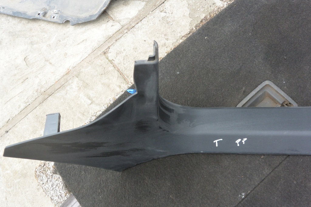 Накладка молдинг поріг права ліва tesla s 12-16 Недорого