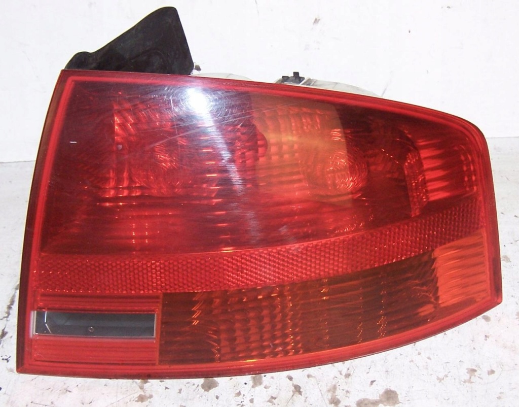 фото №1, Audi a4 b7 sedan лампа задня задня права