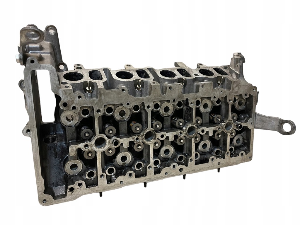 Головка двигателя bmw g30 g31 b47d20b 2.0d Доставка