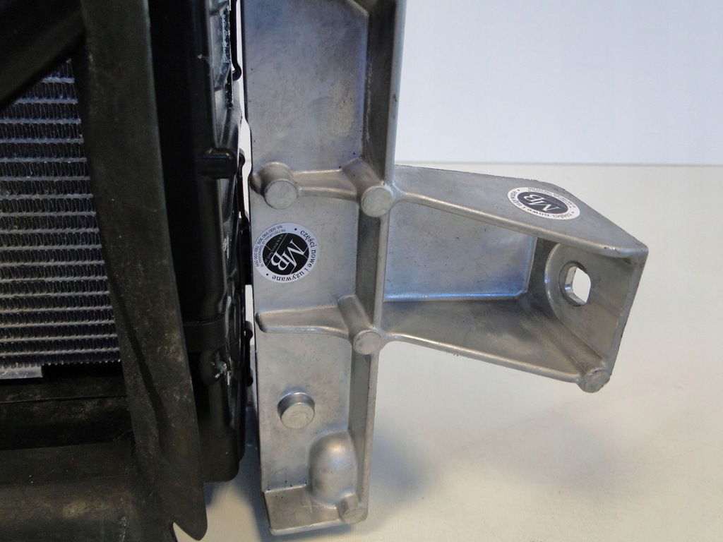 фото №8, Mercedes sl r232 232 55 63 amg gt 192 радиатор wody w подкрылок левая