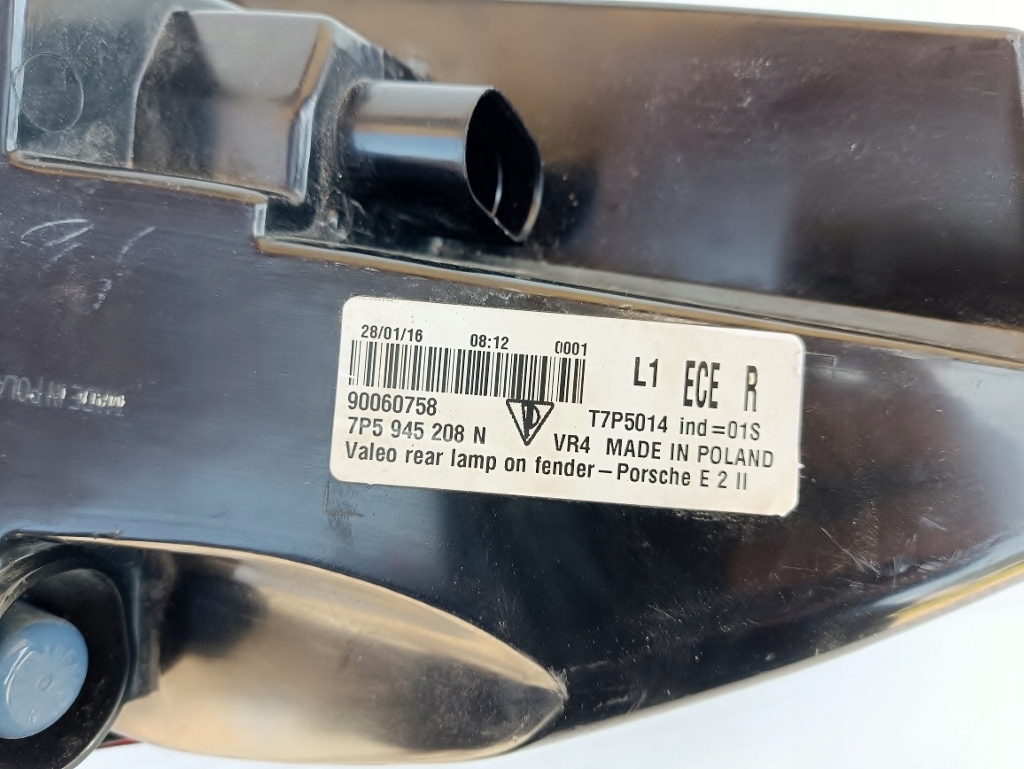 фото №8, Porsche cayenne ii lift 7p5 лампа задня права 7p5945208n