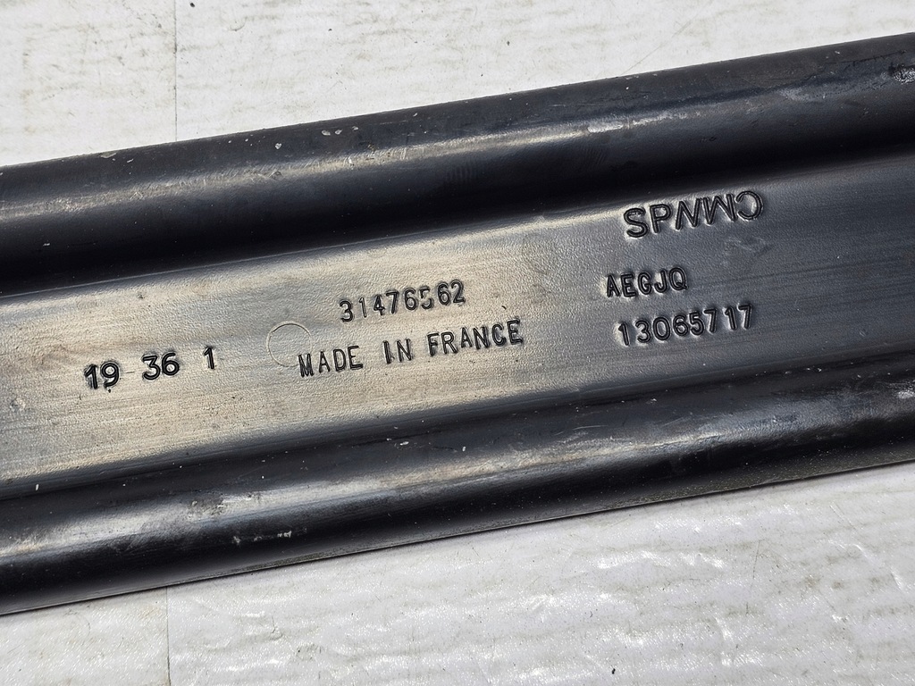 фото №9, Volvo xc40 17- кронштейн усилитель подрамник задняя 31476562 usa