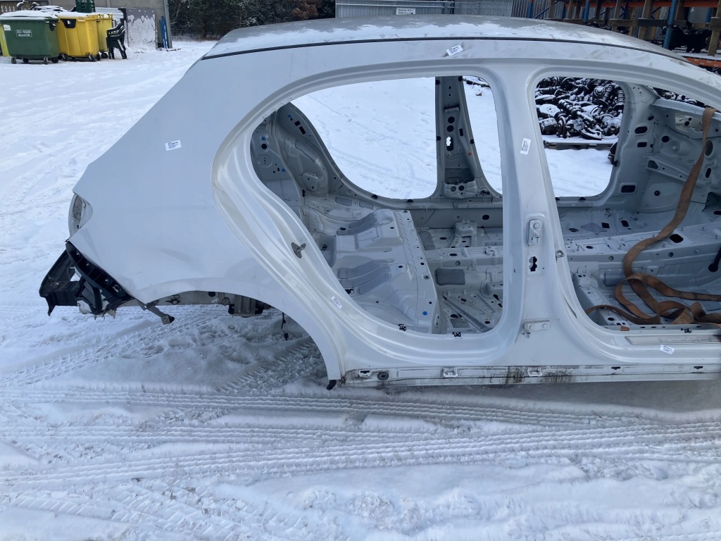 фото №1, Крила чверть правий mercedes a klasa w177 144