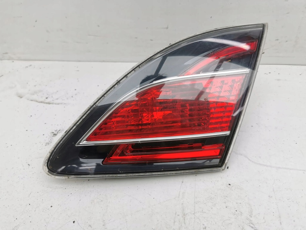 фото №1, Mazda 6 2010 права сторона лампи задні